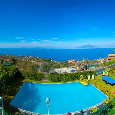 Luisa Jacuzzi And Pool Sorrento