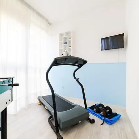 וילה Estate4home - Luisa Jacuzzi And Pool סורנטו