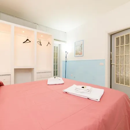 וילה Estate4home - Luisa Jacuzzi And Pool סורנטו