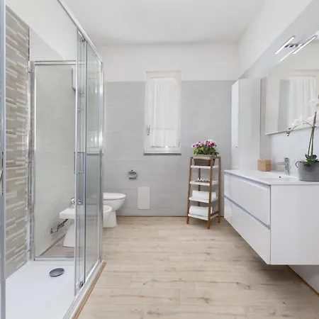 Estate4home - Luisa Jacuzzi And Pool * סורנטו