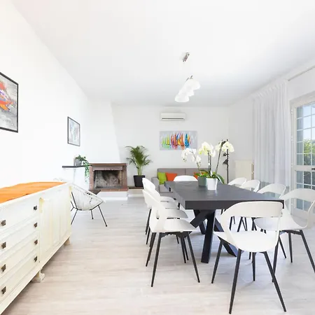Estate4home - Luisa Jacuzzi And Pool וילה סורנטו